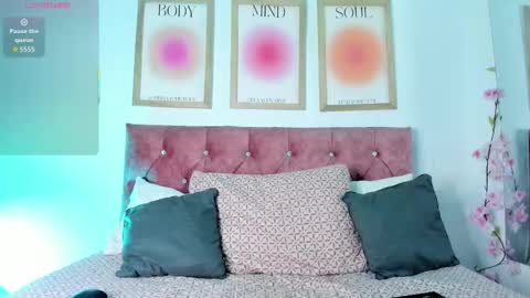     online show from February 2, 2026, 7:01 pm