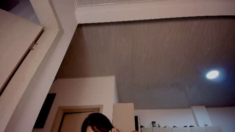 laura  online show from July 23, 2026, 1:58 am