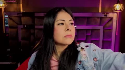 Ani  online show from November 25, 2025, 3:39 am