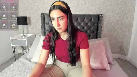 anika_h online show from July 9, 2026, 11:58 am