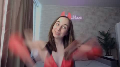 anikabloom online show from January 20, 2025, 9:56 am