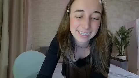 anikabloom online show from February 5, 2025, 11:28 pm