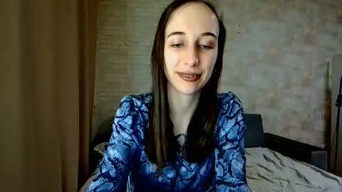 anikabloom online show from May 28, 2026, 9:23 pm