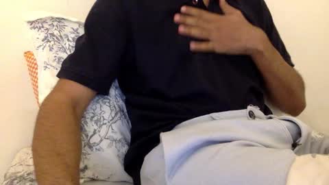 aniketkesari1 online show from January 10, 2026, 7:04 pm