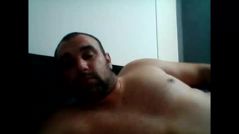 yok online show from October 26, 2025, 9:10 pm