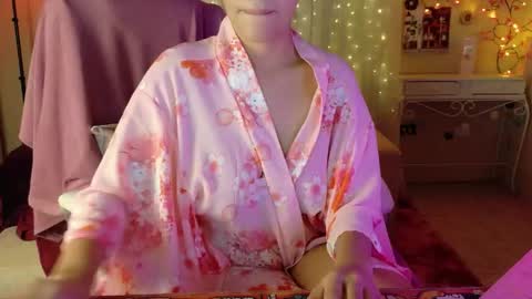 Anisahade online show from April 4, 2026, 3:09 pm