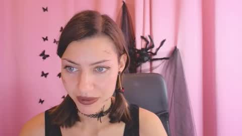 Anni online show from November 2, 2025, 3:47 pm