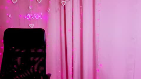 Snapshot of aniskyy chatting on February 24, 2026, 4:16 pm Anni online show from February 24, 2026, 4:16 pm