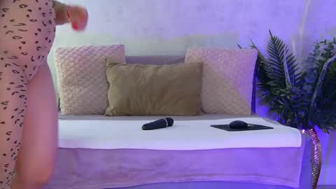 anissia teaser online show from March 16, 2026, 7:56 am