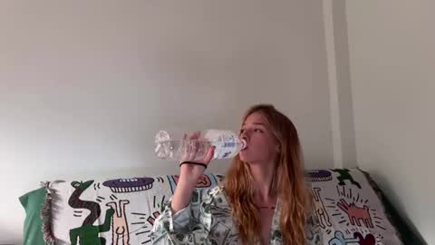 anita__hills online show from December 26, 2024, 10:48 am