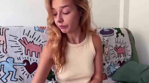 anita__hills online show from January 15, 2025, 4:15 am