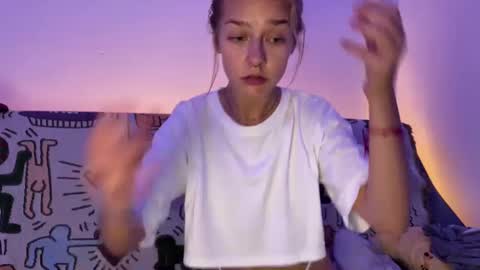 anita__hills online show from January 18, 2025, 2:02 pm