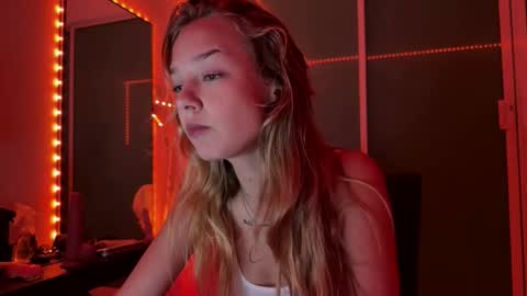 anita__hills online show from September 29, 2025, 5:51 pm