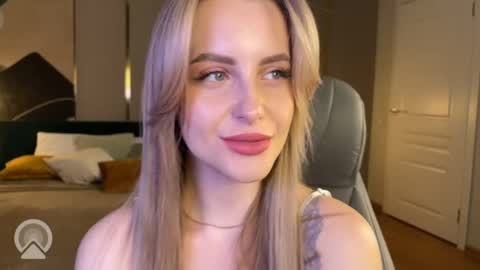 Anita online show from April 24, 2026, 1:08 am