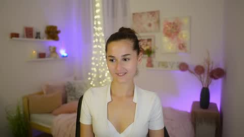 Anita Grey online show from September 9, 2025, 7:13 pm