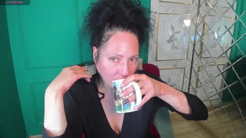 Anita online show from December 1, 2024, 4:29 pm