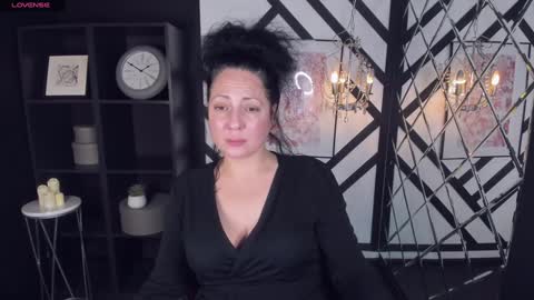 Anita online show from December 7, 2024, 3:25 am