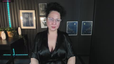 Anita online show from January 4, 2025, 4:54 pm