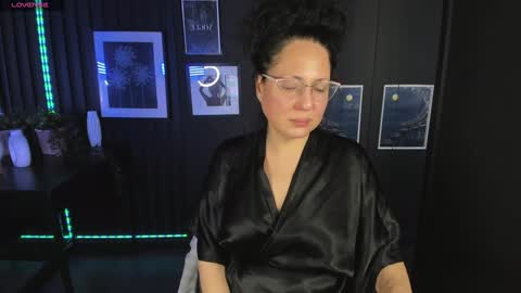 Anita online show from January 4, 2025, 10:55 pm
