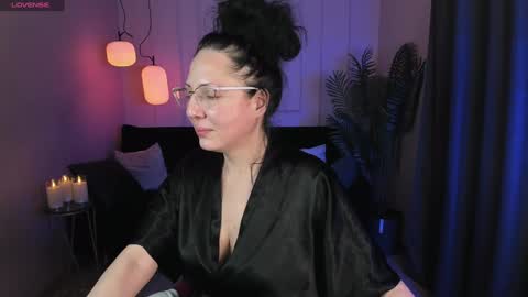Anita online show from January 19, 2025, 12:17 am