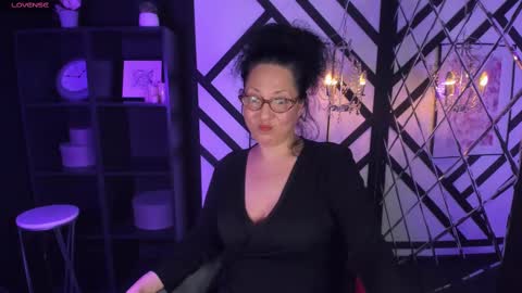 Anita online show from February 22, 2025, 3:45 am