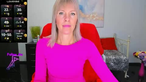 Anita online show from November 17, 2025, 7:03 am