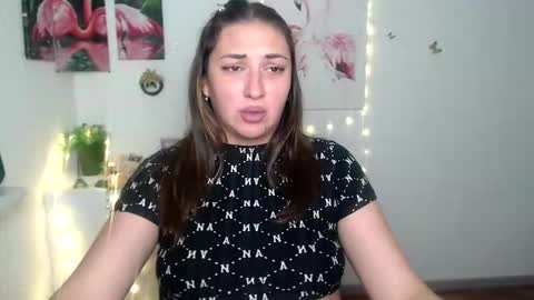 anitaa_a online show from September 12, 2025, 6:13 am