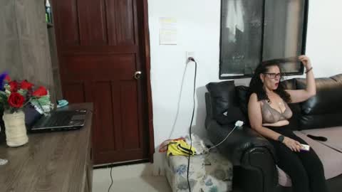 Snapshot of anitabig69 chatting on October 7, 2025, 8:06 pm Anitabig69 online show from October 7, 2025, 8:06 pm