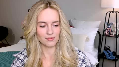 Snapshot of anitafischer chatting on September 26, 2025, 2:10 pm Anita online show from September 26, 2025, 2:10 pm