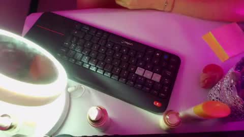 Snapshot of anitafox_ chatting on June 23, 2026, 11:25 pm Anitafoxx online show from June 23, 2026, 11:25 pm