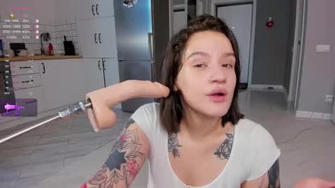 anitasea_ online show from September 12, 2025, 11:32 am