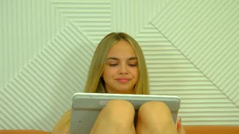 Snapshot of anitaventure chatting on August 8, 2026, 4:42 pm AnitaVenture online show from August 8, 2026, 4:42 pm
