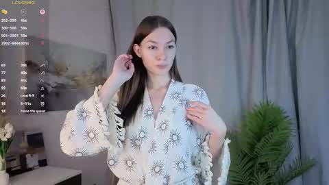 Snapshot of anitawindmeyer chatting on October 20, 2025, 4:07 pm Anita online show from October 20, 2025, 4:07 pm