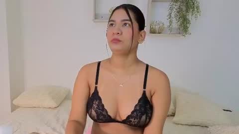 Snapshot of anittafoxx chatting on July 31, 2026, 10:20 pm anittafoxx online show from July 31, 2026, 10:20 pm