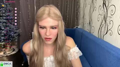 anjalin_sososok online show from January 7, 2026, 9:45 am