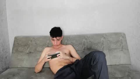 anjel_cute18 online show from September 29, 2025, 2:11 pm