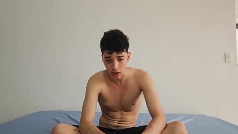 anjel_cute18 online show from October 3, 2025, 2:58 pm