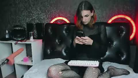 Snapshot of anjella_botton chatting on July 5, 2026, 4:19 am Angel online show from July 5, 2026, 4:19 am