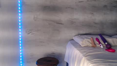 Snapshot of anjinhama chatting on March 4, 2025, 2:06 am Hello My name is NaiaraPv is OPEN online show from March 4, 2025, 2:06 am