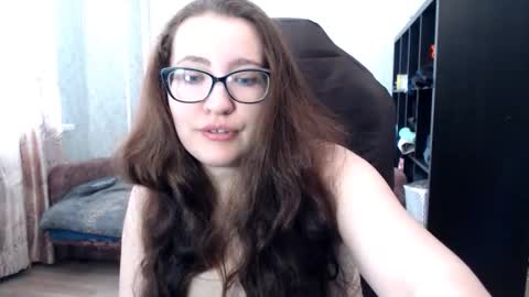 Snapshot of ankey_rayah chatting on March 19, 2026, 7:01 am Nameless online show from March 19, 2026, 7:01 am