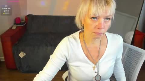 ann_annise online show from June 8, 2026, 1:20 am