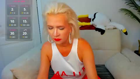Luna Lady online show from June 22, 2026, 8:33 am