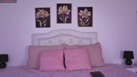 Ana  online show from October 21, 2025, 11:00 am