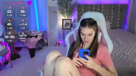 Snapshot of ann_woood chatting on June 25, 2026, 3:49 pm ann_woood online show from June 25, 2026, 3:49 pm