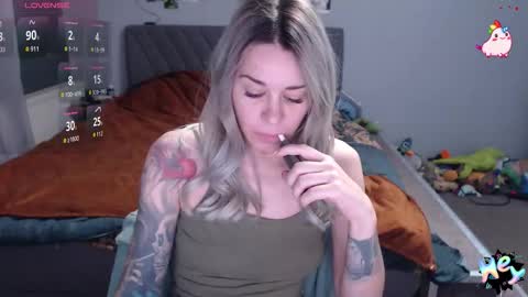 Snapshot of anna_ana chatting on October 25, 2025, 6:02 pm Anadirectgirl online show from October 25, 2025, 6:02 pm