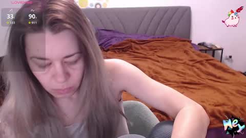 Anadirectgirl online show from April 19, 2026, 8:57 am