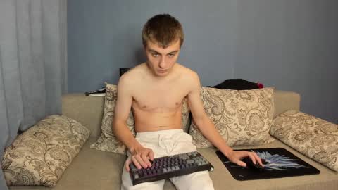 Snapshot of anna_jason chatting on December 23, 2024, 4:28 pm Fansly Jason sweet ass online show from December 23, 2024, 4:28 pm