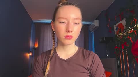 Snapshot of anna_kare chatting on March 2, 2026, 10:11 am Anna online show from March 2, 2026, 10:11 am