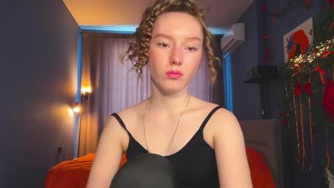 Snapshot of anna_kare chatting on April 2, 2026, 10:46 am Anna online show from April 2, 2026, 10:46 am