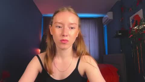 Snapshot of anna_kare chatting on May 7, 2026, 11:15 am Anna online show from May 7, 2026, 11:15 am